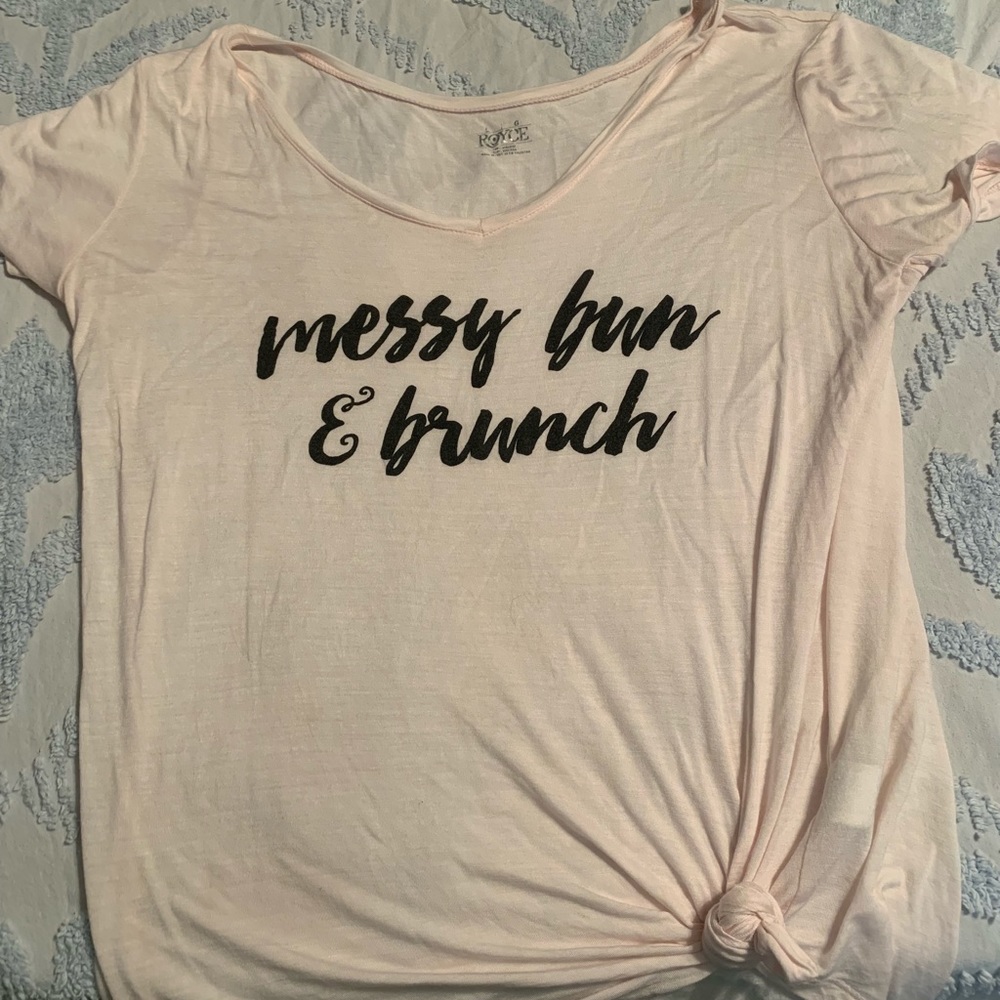 Simple light pink tee